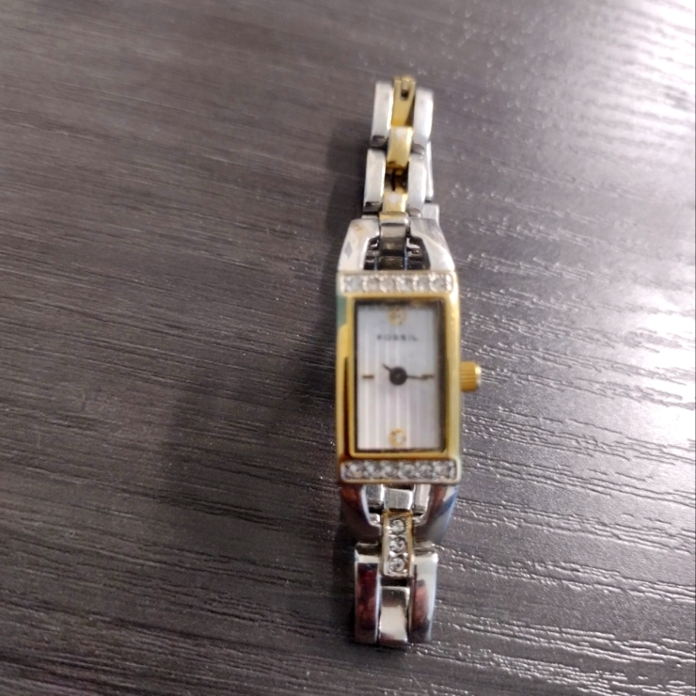 Womans Fosil Watch